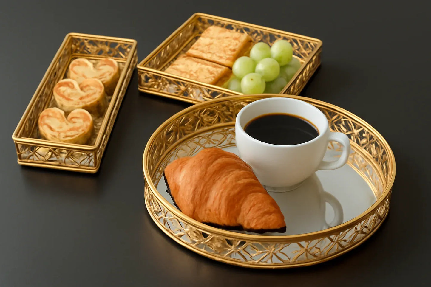 Mirror Tray For Serving Dessert, Frutis Bathroom Tray